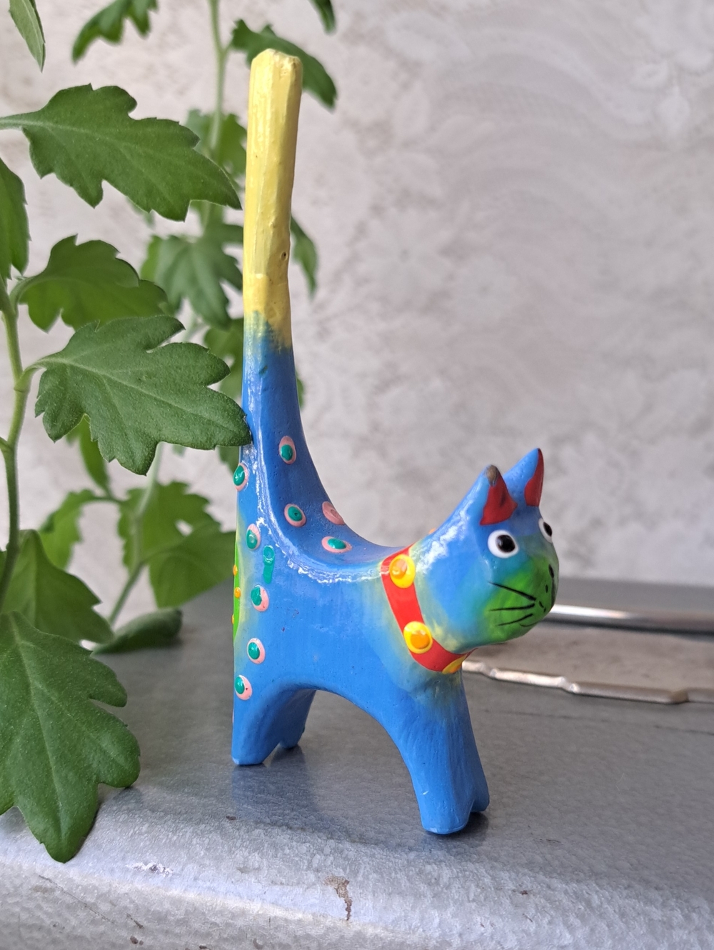 Vtg Hand-Painted Wooden Long Tail Cat Figurine - Colorful Folk Art Ring Holder
